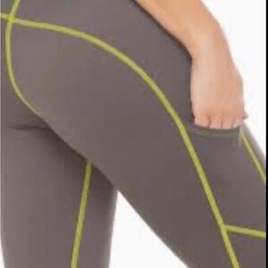 Fabletics leggings